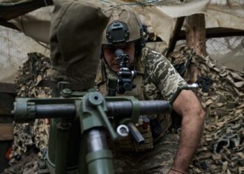 Global defence budget jumps to record high of $2440bn