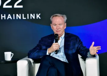 Ex-Google CEO Eric Schmidt has an easy solution to the terrifying idea of AI with free will