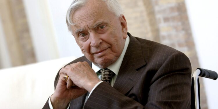 On this day in 2012: American novelist, playwright, and essayist Gore Vidal died at age 86