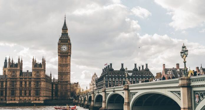 UK’s mass affluent market gets their first neo bank