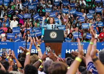 How Kamala Harris is making America discuss race following Trump comment