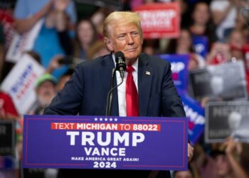 Judge denies Trump’s effort to dismiss DC case over selective prosecution claim