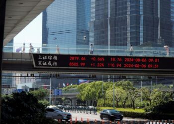 Asian shares set for first weekly loss in five, China stimulus eyed