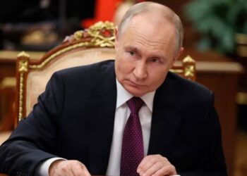 How might Russia respond to UK and US letting Ukraine hit it with their missiles?