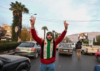 Syrian rebels say Bashar al-Assad has fled Damascus and claim to have captured capital