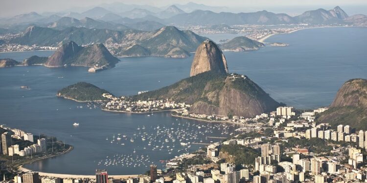 Brazil’s currency drops to weakest level yet 4 as Lula’s fiscal measures debated