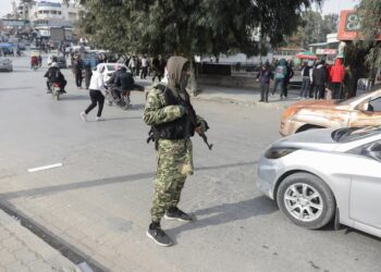 Syrian rebels seize fourth city, close in on Homs in threat to Assad’s rule