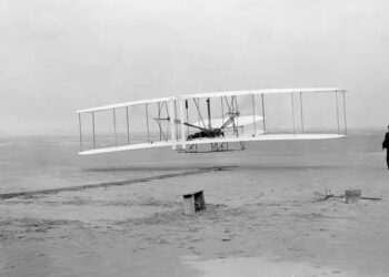 On this day in 1903: The first flight of the Wright brothers