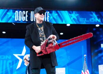 Agencies seek guidance on latest Musk OPM email, with some urging employees to hold off responding