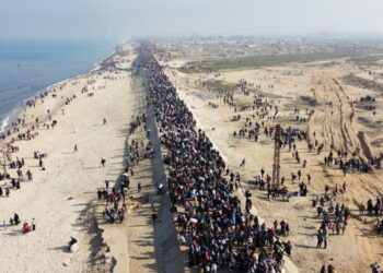 Israel defence minister orders army to plan for ‘voluntary’ departures from Gaza