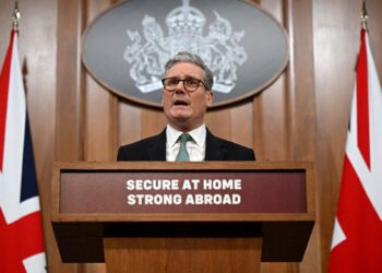 Russia could reinvade Ukraine without US security guarantees, Starmer warns