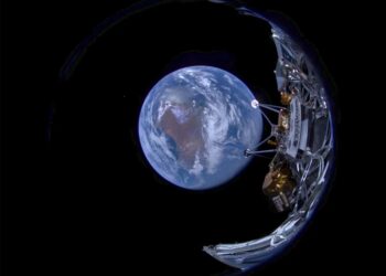 Private company rockets toward the moon in the latest rush of lunar landing attempts