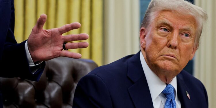 White House says Trump tariffs on Canada, Mexico and China will come today Saturday