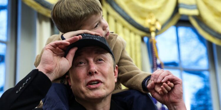 Fox’s Peter Doocy wonders if Trump ‘Spooked’ Elon Musk into wearing a suit