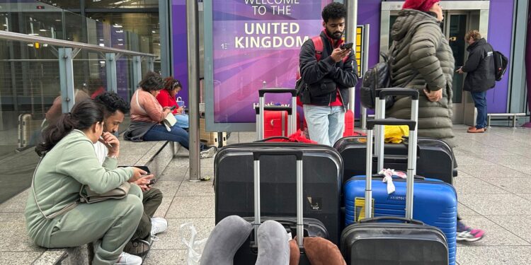 Heathrow partially reopens after fire that caused power cut and travel chaos