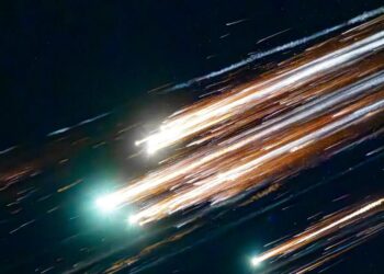 SpaceX loses another Starship in latest launch, with debris seen streaking across the sky (video)