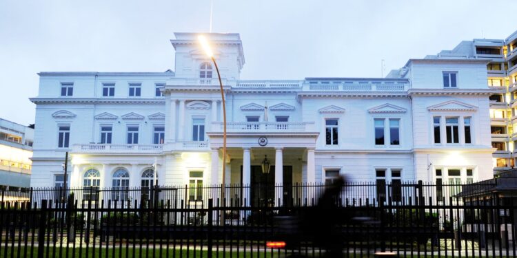 US plans to close European consulates and cut State Department workforce