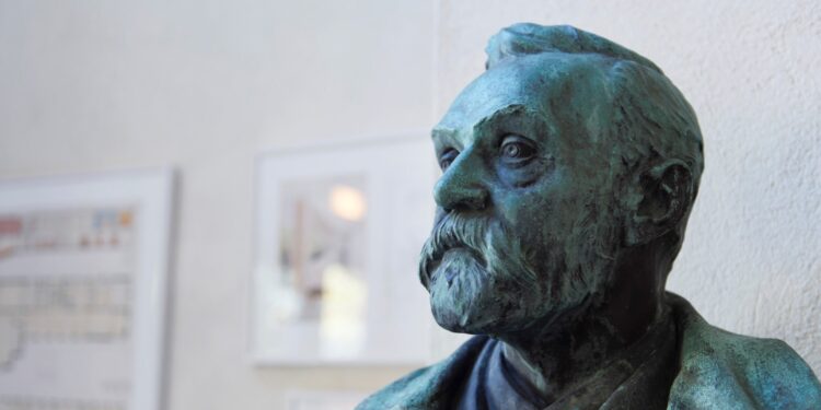 Swedish MP Proposes Renaming Arlanda to “Alfred Nobel Airport”