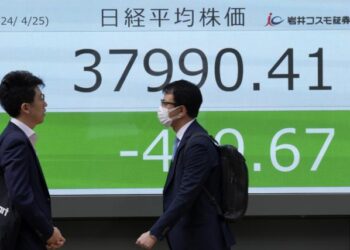 Asian markets in mayhem and gold surges as U.S.-China trade war escalates