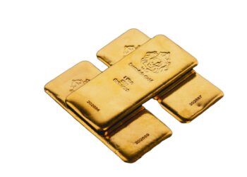 Tokenized gold nears $2B market cap as tariff fears spark safe haven trade