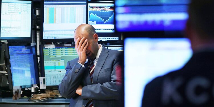 Stock markets plunge as China announces retaliatory 34% tariffs on US goods