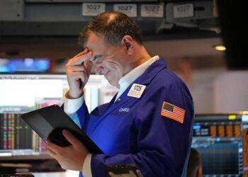 Before the opening in Wall Street, the global stock market: Trillions lost