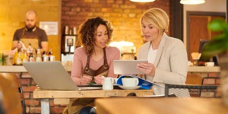 Why business and SMB banking need to become more like consumer banking (and How)