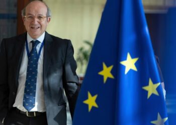 Loan scheme to rearm Europe boosts Ukraine support