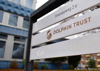 Investors furious over stalled recovery in €1bn Dolphin fraud