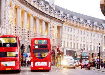 UK pledges £86bn to science and tech in drive for global leadership