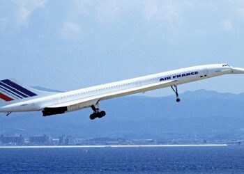 On this day in 2000: Concorde crashed outside Paris, killing all 109 people on board and four others on the ground