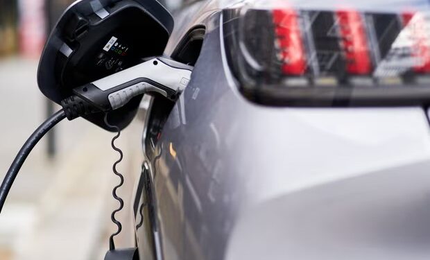 UK carmakers on course to hit EV sales targets despite industry pressure