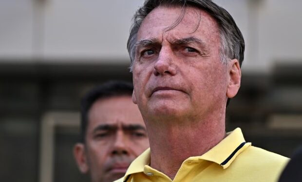 Bolsonaro given 48 hours to explain alleged plan to flee to Argentina