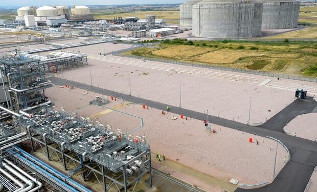 British Gas Owner Acquires £1.5bn LNG Terminal Amid Declining UK Gas Demand
