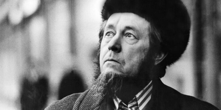 Solzhenitsyn’s August 1914 and the making of a literary dissident