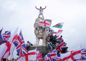 Far-right London rally draws record crowds and sparks violent clashes