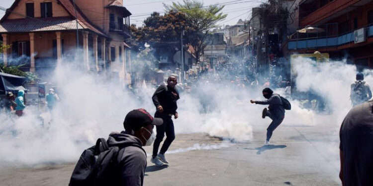 Madagascar imposes curfew after deadly protests over water and power cuts