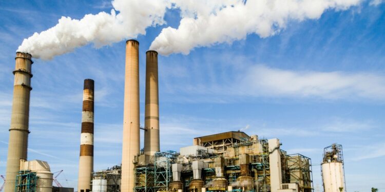 Nations’ fossil fuel plans risk pushing climate goals out of reach