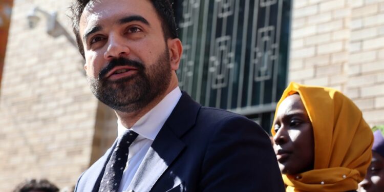 Mamdani leads in New York mayoral race as Trump launches stark warning