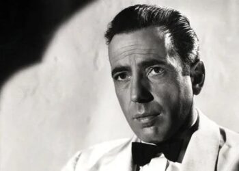 Humphrey Bogart: the reluctant icon who reshaped Hollywood – video