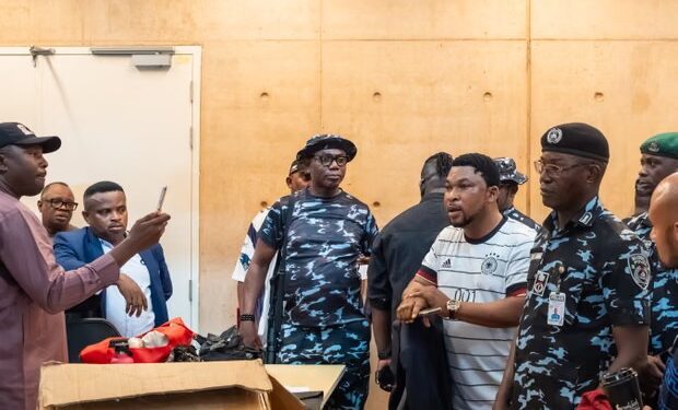 Protesters disrupt Nigerian museum event amid row over looted artefacts