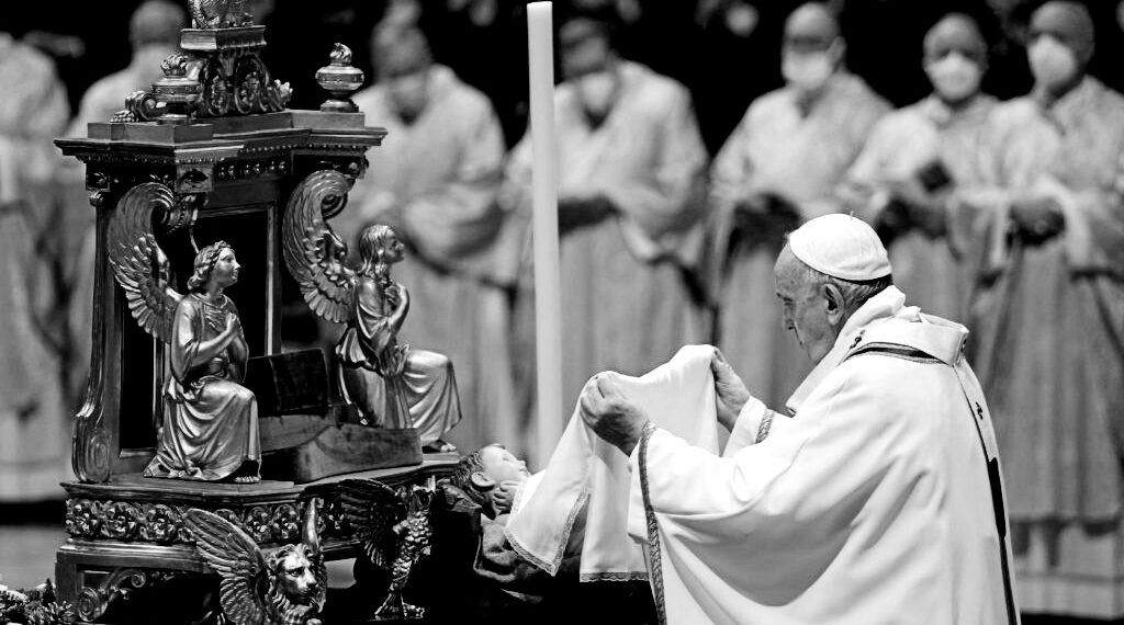 Pope Leo urges compassion for strangers and the poor in Christmas message