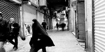 Trump weighs Iran response amid protests, tariffs and possible military action