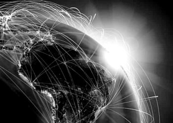 Latin American markets end Friday mixed as investors navigate currencies and global risk