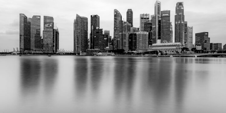 Singapore market opens slightly higher as regional confidence improves