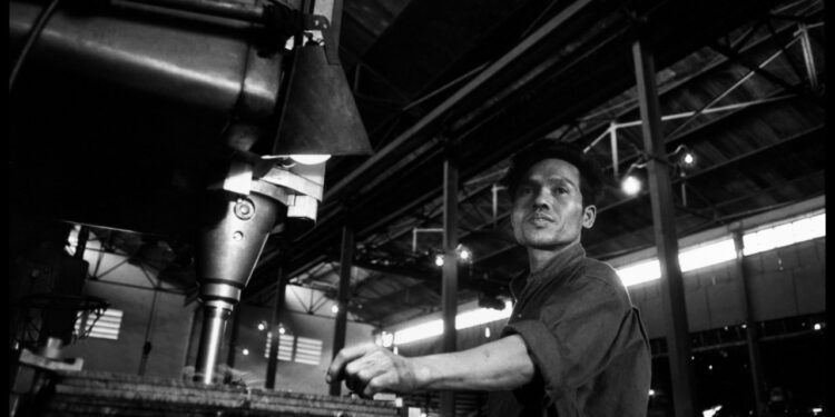 Vietnam’s small manufacturers accelerate growth through digital trade finance