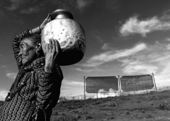 Reimagining matter’: scientist builds machine that pulls water from dry air