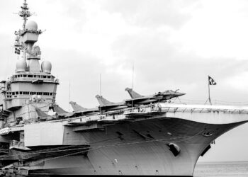 Sweden jams Russian drone near French aircraft carrier amid hybrid war concerns