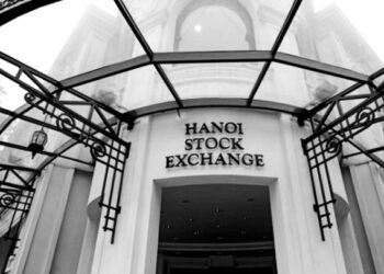 Hanoi stocks open with cautious tone, regional influences prevail