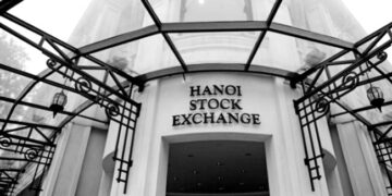 Hanoi stocks open with cautious tone, regional influences prevail